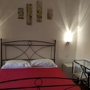 Bed & Breakfast Domus Vatican Holiday's, Rome