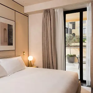 Master Trevi شقة فندقية