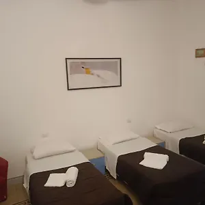  Hostel Emanuela